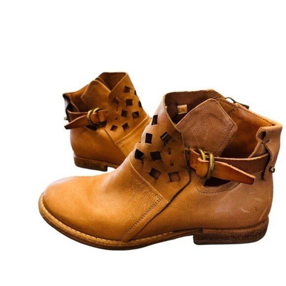 A.S. 98 Zada Tan Cut Out Booties Size 7 – Leather Ankle Boots NWOB - Picture 15 of 15